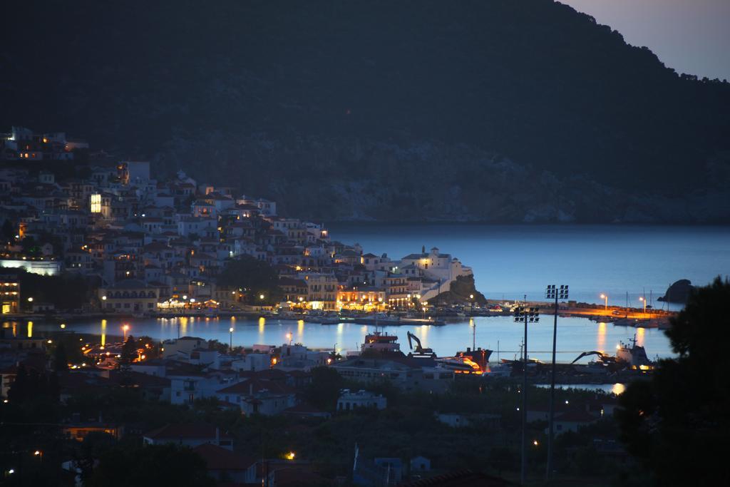 Giasemi Apartments Skopelos stad Exteriör bild