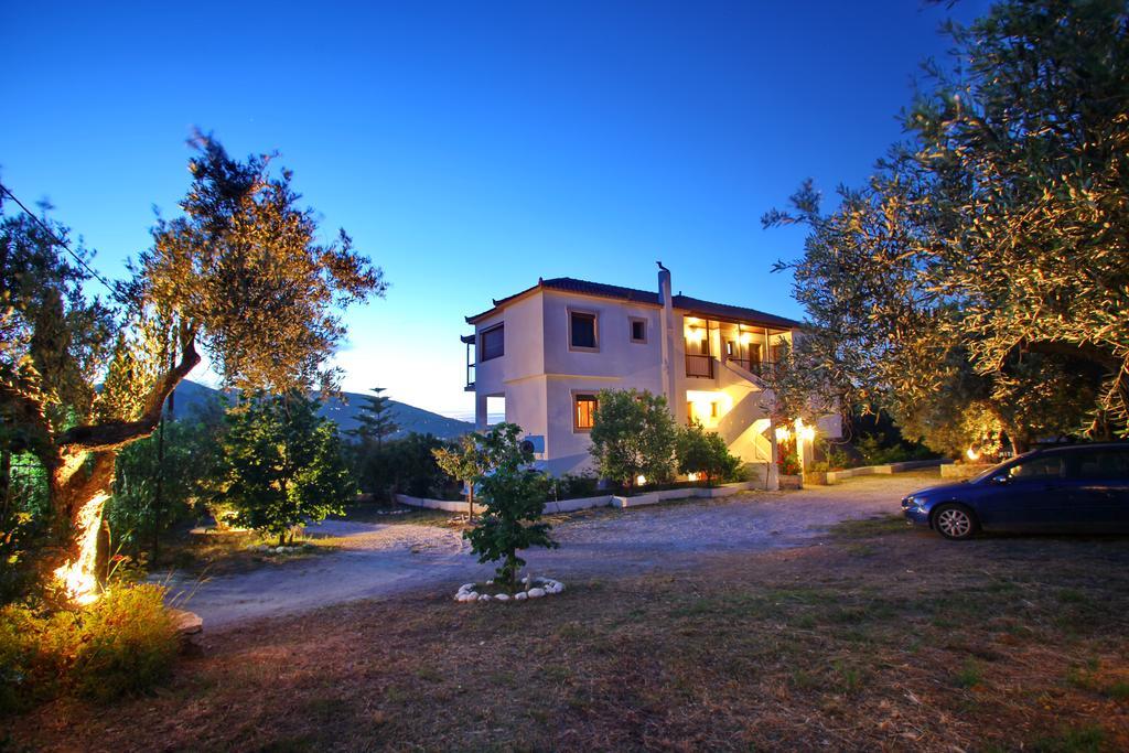 Giasemi Apartments Skopelos stad Exteriör bild